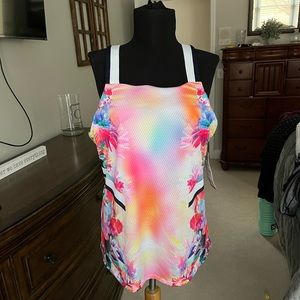 Lucky in Love NWT tank